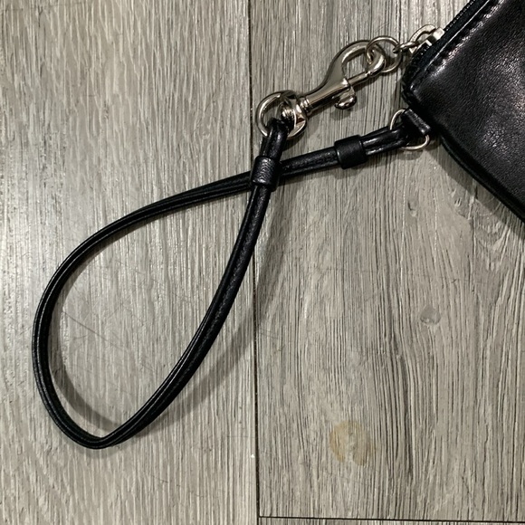 Coach Legacy Black Leather Wristlet Signature C Lining 6” X 4” - Picture 3 of 8